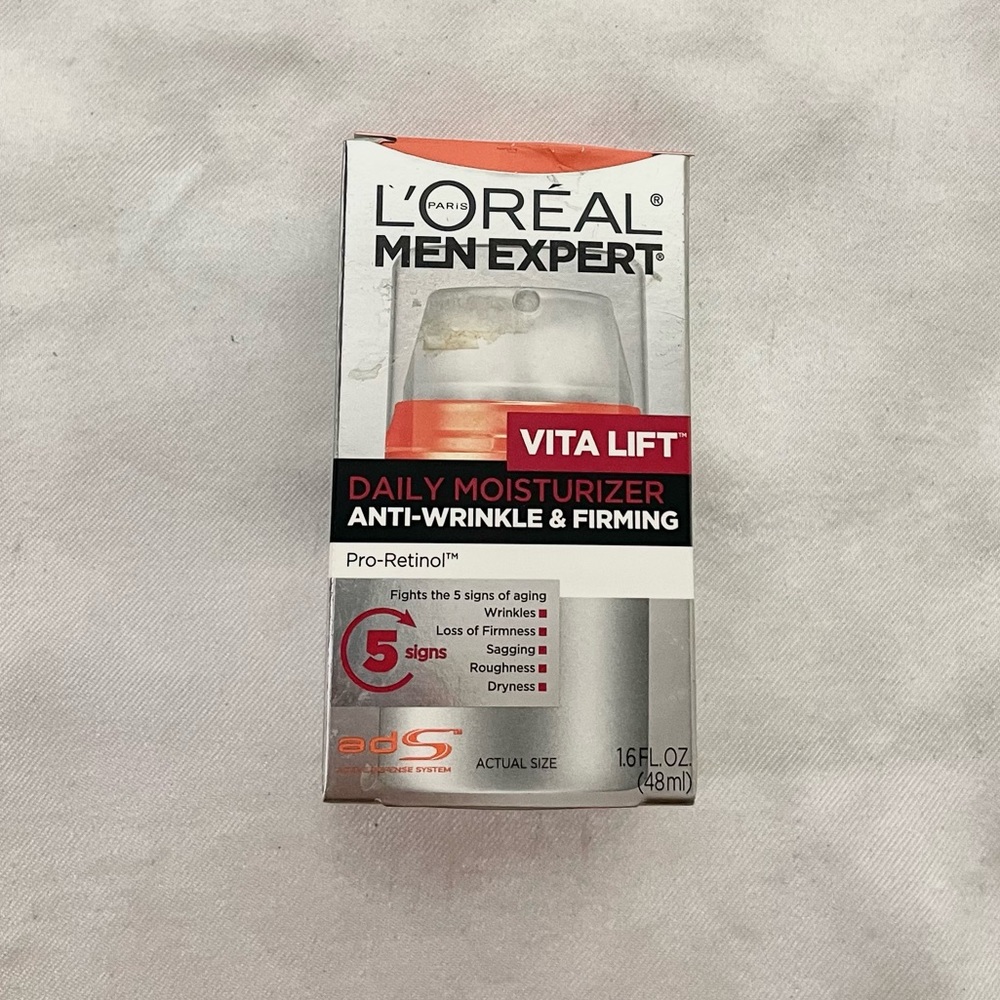 COPY - NEW Loreal men expert vita lift daily moisturizer 1,6oz